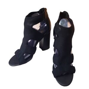 EUC n by Nicole Miller women's high heels strapy sandals shoes 9M